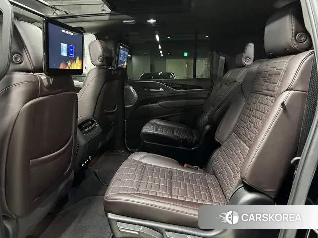 Cadillac Escalade 5th Generation 2022 Черный из Кореи, фото 4