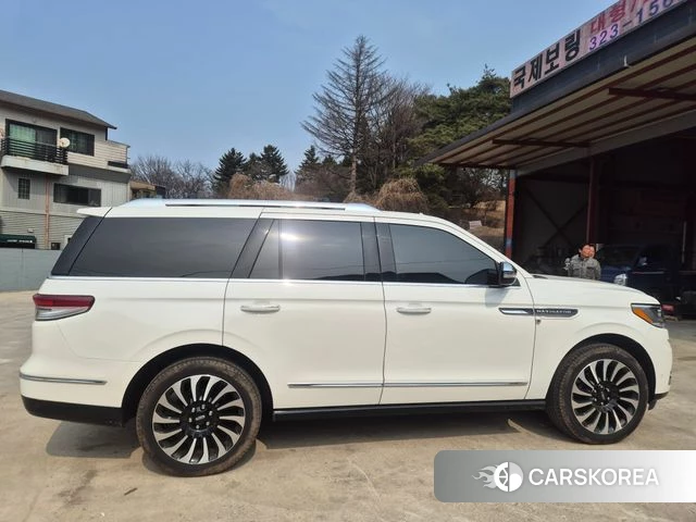Lincoln Navigator 4th generation 2023 Белый из Кореи, фото 4