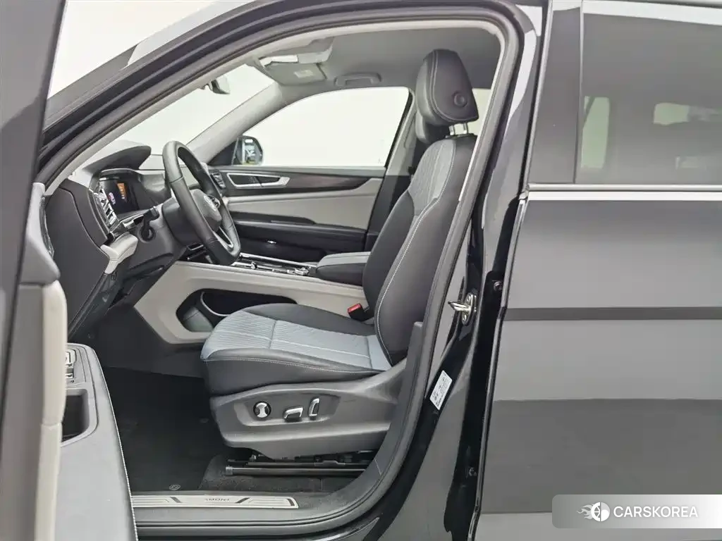 Volkswagen Teramont 2023 Черный из Китая, фото 4
