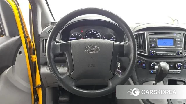 Hyundai The New Grand Starex 2018 Желтый из Кореи, фото 4