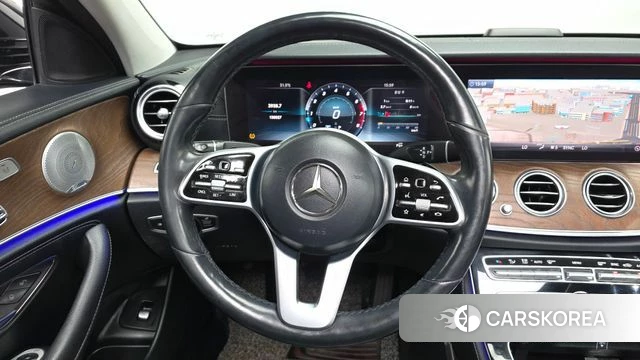 Mercedes-Benz E-Class W213 2018 Черный из Кореи, фото 4