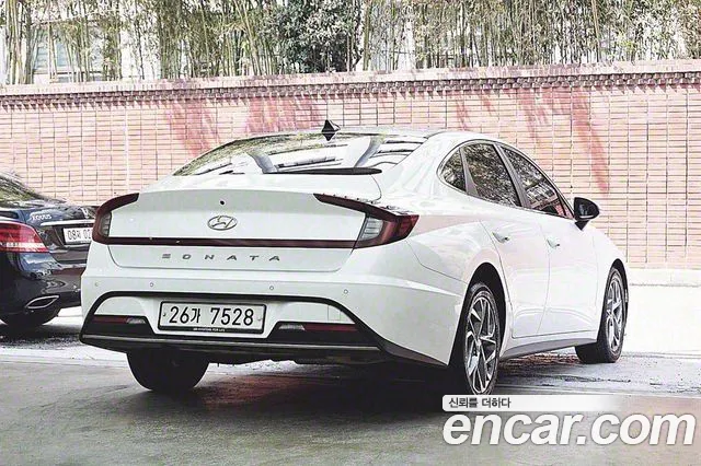 Hyundai Sonata (DN8) id 2701614 из Кореи 4