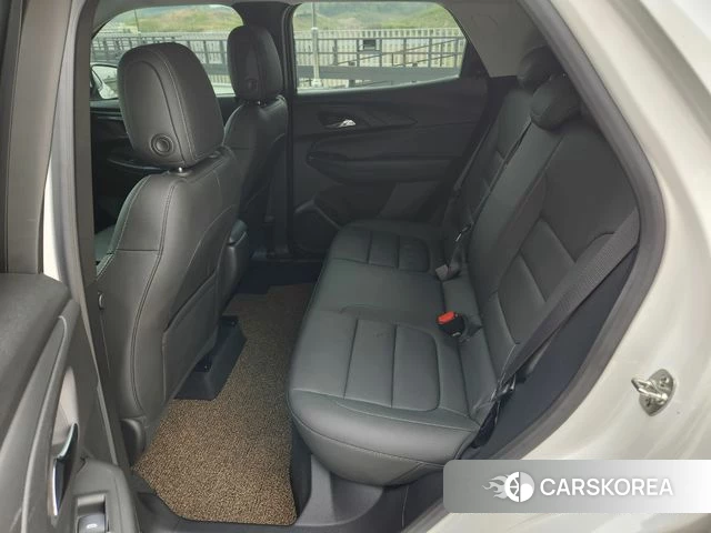 Chevrolet (GM Daewoo) The New Trail Blazer 2024 Белый из Кореи, фото 4