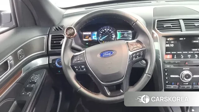 Ford Explorer 2018 Белый из Кореи, фото 4