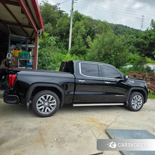 GMC Sierra 2025 Черный из Кореи, фото 4