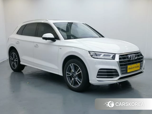 Audi Q5L 2021 Белый из Китая, фото 4