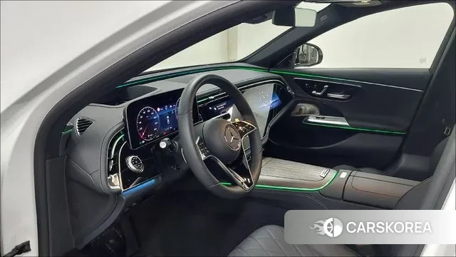 Mercedes-Benz E-Class W214 2024 Белый из Кореи, фото 4