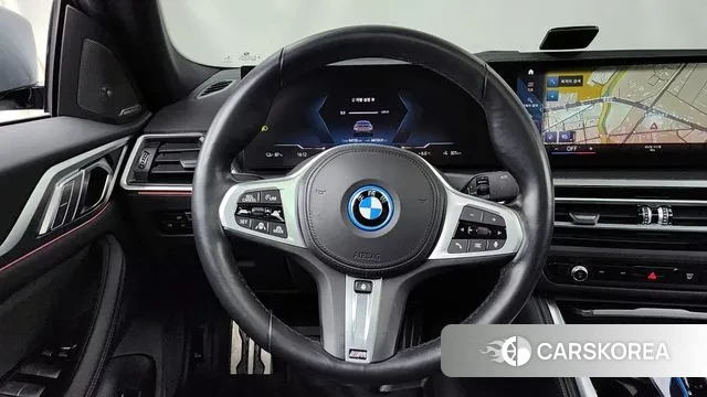BMW i4 2022 Серебристо-серый из Кореи, фото 4