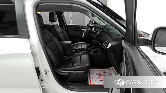 Chevrolet (GM Daewoo) Trailblazer 2022 Белый из Кореи, фото 4