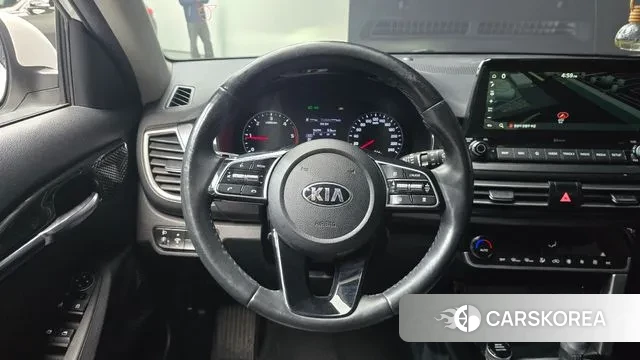 Kia Seltos 2021 Белый из Кореи, фото 4