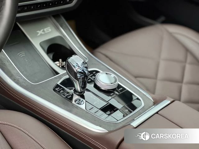 BMW X5 2023 Черный из Китая, фото 4