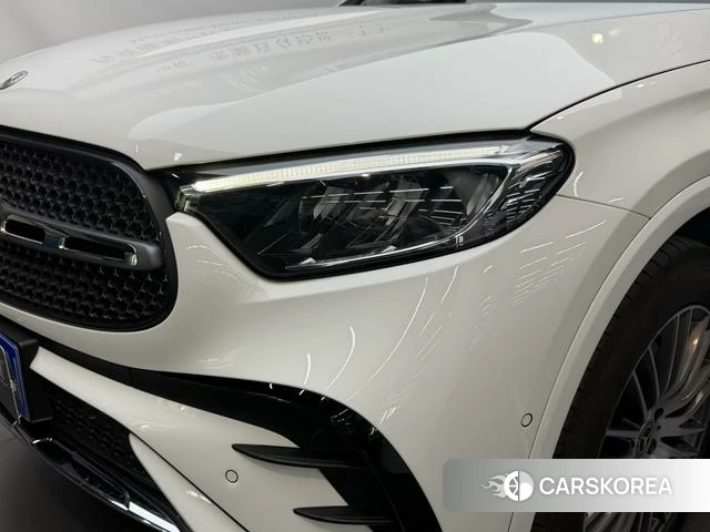 Mercedes-Benz GLC 2025 Белый из Китая, фото 4