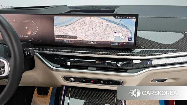 BMW X7 (G07) 2024 Белый из Кореи, фото 4