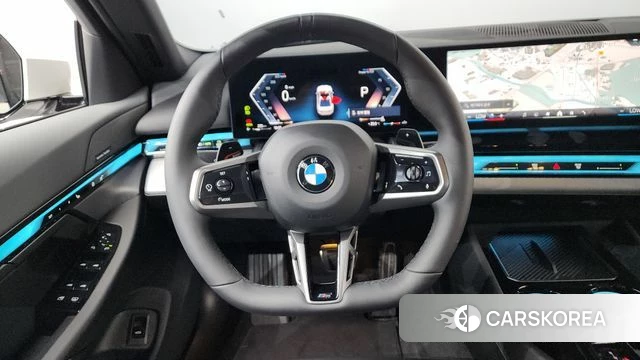 BMW 5 Series (G60) 2026 Белый из Кореи, фото 4