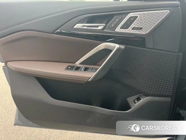 BMW X2 (import) 2024 Темно-серый из Китая, фото 4