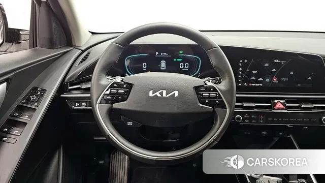 Kia Di Ol Nu Niro 2025 Белый из Кореи, фото 4