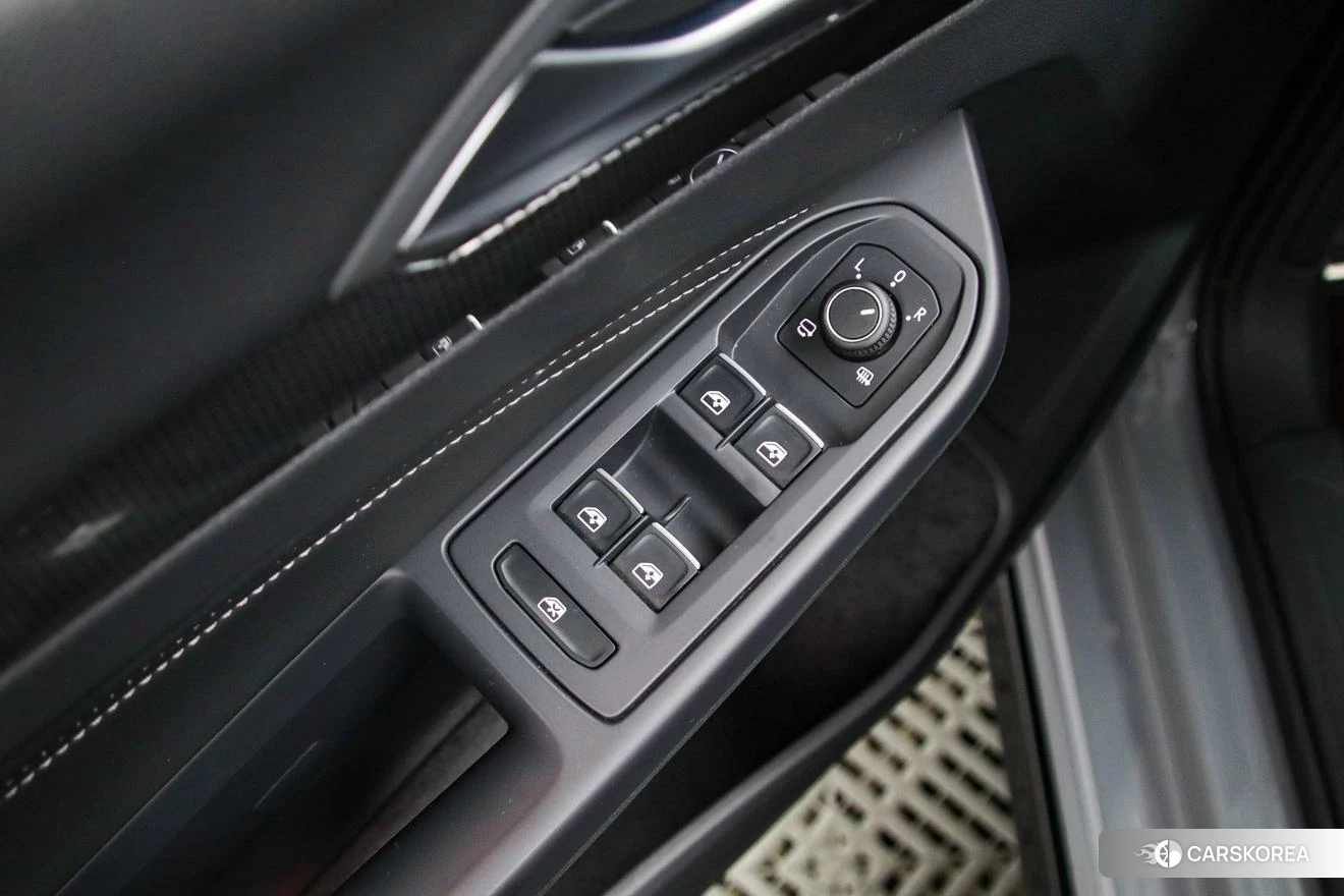 Volkswagen Golf 2022 Серебристо-серый из Китая, фото 4