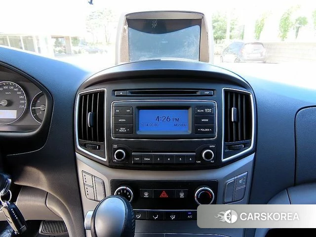Hyundai The New Grand Starex 2018 Серебристо-серый из Кореи, фото 4