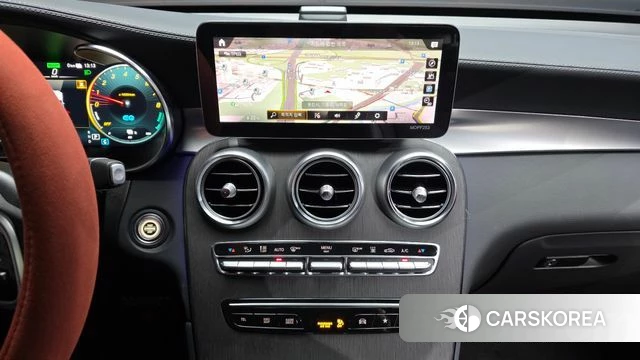 Mercedes-Benz GLC-Class X253 2022 Песочный из Кореи, фото 4