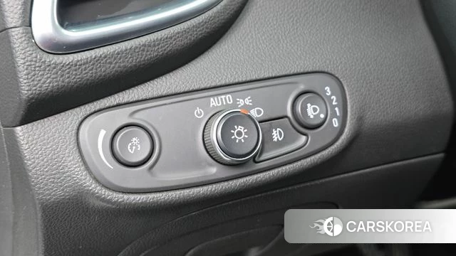 Chevrolet (GM Daewoo) The New Trax 2019 Белый из Кореи, фото 4