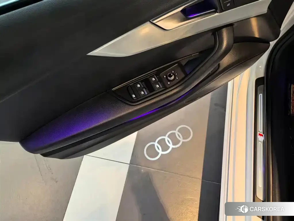 Audi A4L 2022 Белый из Китая, фото 4