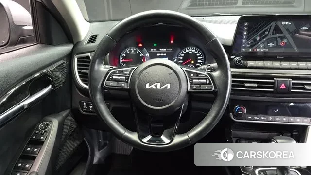 Kia Seltos 2022 Серебряный из Кореи, фото 4