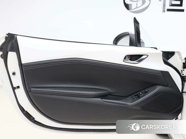 Mazda MX-5 2022 Белый из Китая, фото 4