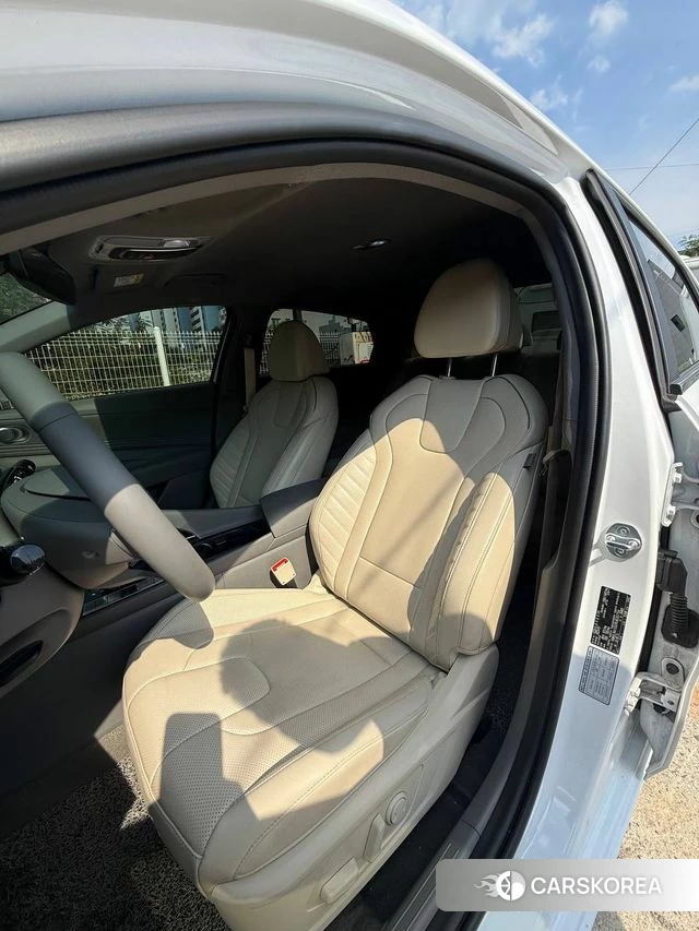 Hyundai The New Avante (CN7) 2023 Белый из Кореи, фото 4