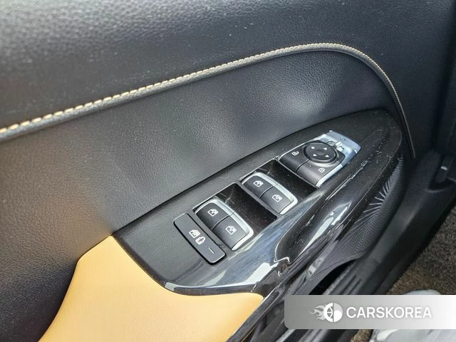 Kia The New K5 3rd generation 2023 Белый из Кореи, фото 4