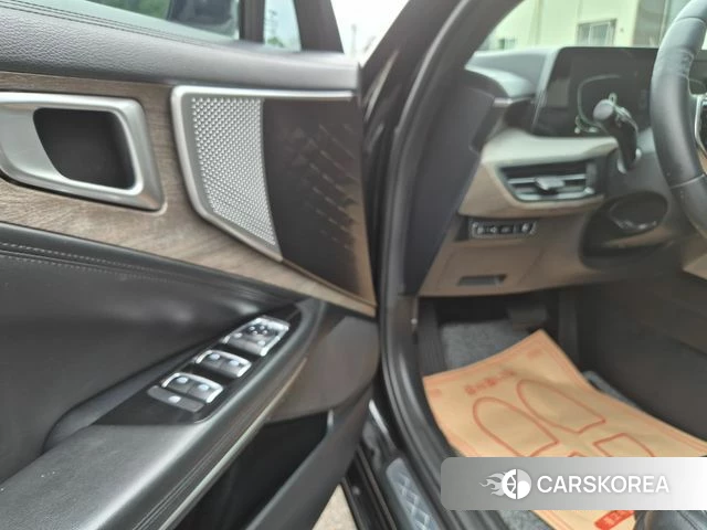 Kia K8 2023 Черный из Кореи, фото 4