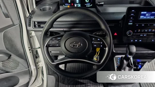 Hyundai Staria 2022 Белый из Кореи, фото 4