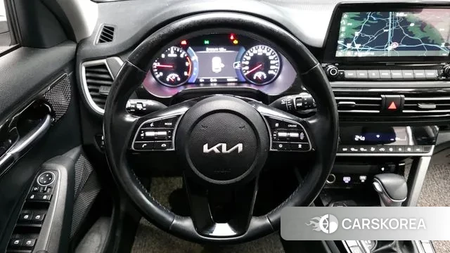 Kia Seltos 2022 Белый из Кореи, фото 4