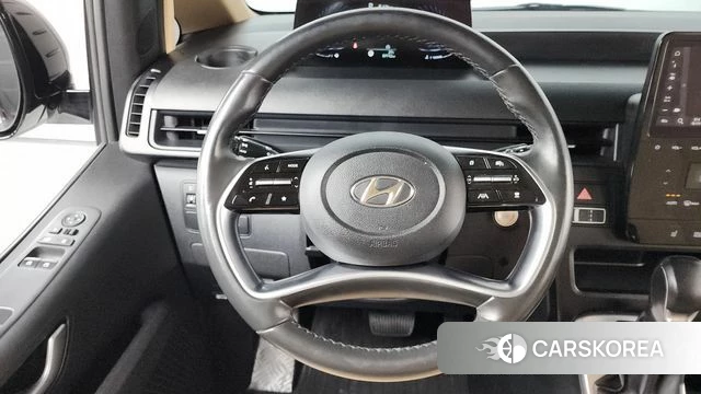 Hyundai Staria 2022 Белый из Кореи, фото 4