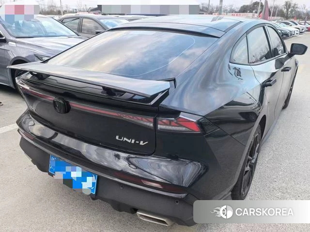 Chang'an UNI-V 2024 Черный из Китая, фото 4