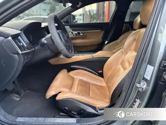 Volvo V90 Cross-Country 2018 Серый из Кореи, фото 4