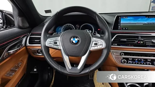 BMW 7 Series (G11) 2018 Черный из Кореи, фото 4