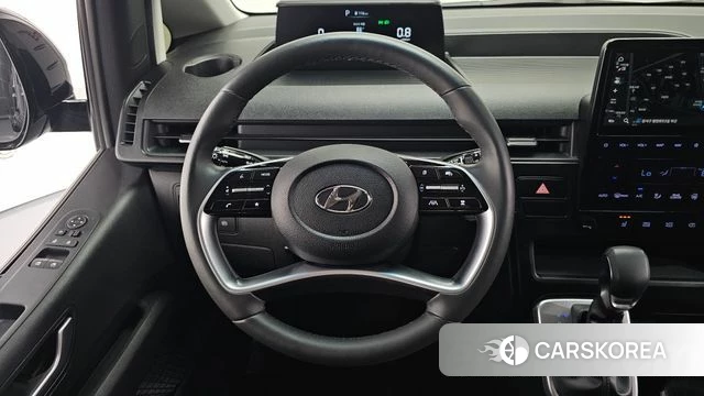 Hyundai Staria 2022 Черный из Кореи, фото 4