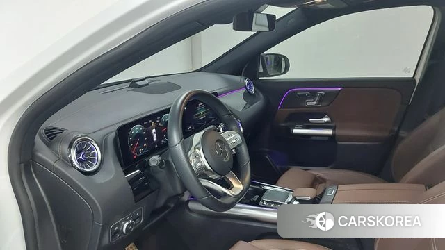 Mercedes-Benz GLA - Class H247 2023 Белый из Кореи, фото 4