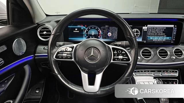 Mercedes-Benz E-Class W213 2018 Серый из Кореи, фото 4