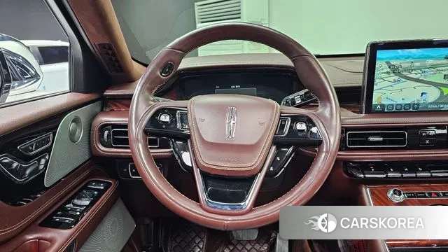 Lincoln Aviator 2nd generation 2020 Белый из Кореи, фото 4