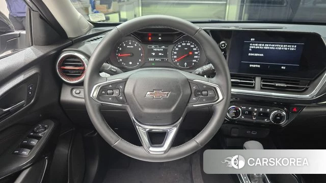 Chevrolet (GM Daewoo) Trax Crossover 2024 Серебристо-серый из Кореи, фото 4