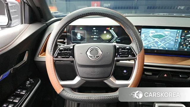 Ssangyong Torres EVX 2023 Серебристо-серый из Кореи, фото 4