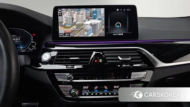 BMW 5 Series (G30) 2021 Белый из Кореи, фото 4