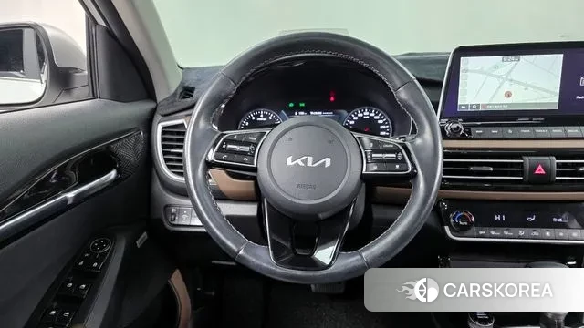 Kia Seltos 2022 Белый из Кореи, фото 4