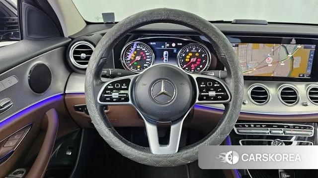 Mercedes-Benz E-Class W213 2019 Черный из Кореи, фото 4