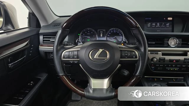 Lexus New ES300h 2018 Серебряный из Кореи, фото 4