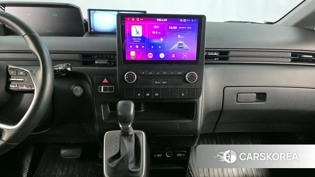 Hyundai Staria 2023 Серебряный из Кореи, фото 4