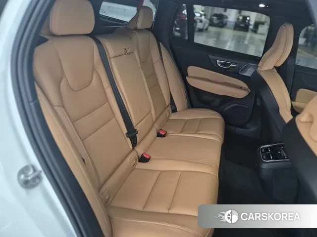 Volvo V60 Cross-Country 2nd Generation 2025 Белый из Кореи, фото 4