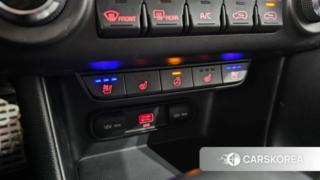 Kia Sportage The Bold 2021 Черный из Кореи, фото 4