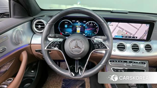 Mercedes-Benz E-Class W213 2021 Серебристо-серый из Кореи, фото 4